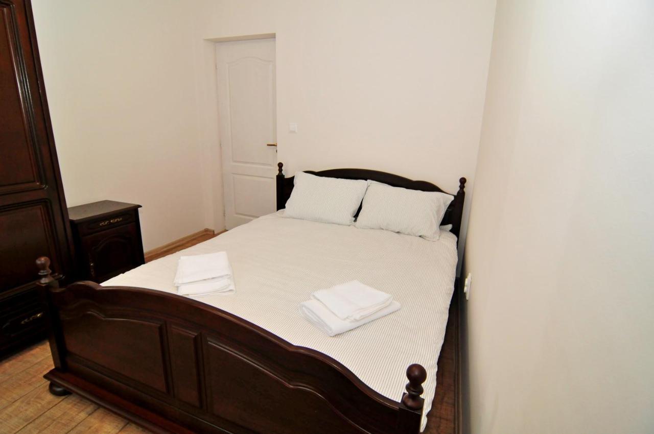 Apartament 7 Central Marosvásárhely Kültér fotó
